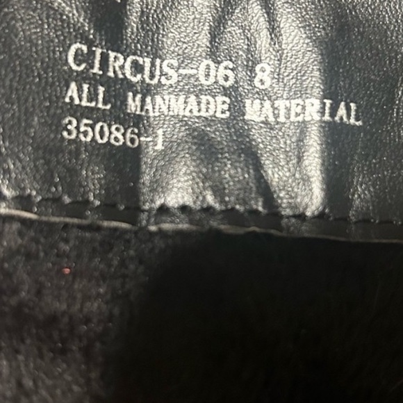 Bamboo Fringe Boots - Picture 4 of 5